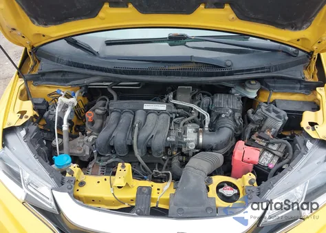 2018 Honda Fit Sport z USA, uszkodzony, nr VIN 3HGGK5H6XJM711509